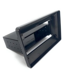 Marco adaptador para instalar una pantalla de 9" en un hueco de un din